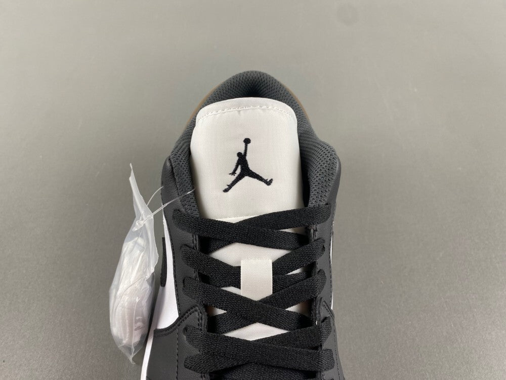 Retro Low Sneakers – White/Black/Brown Classic Edition