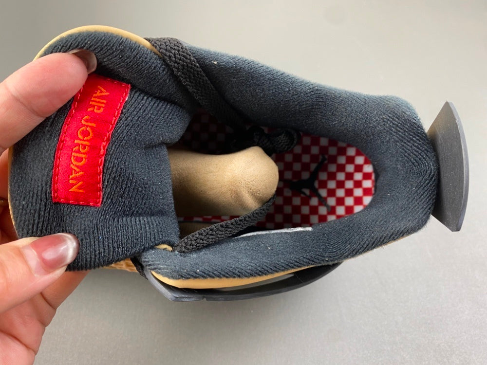 Classic 4-Style Sneakers – Beige/Black/Red